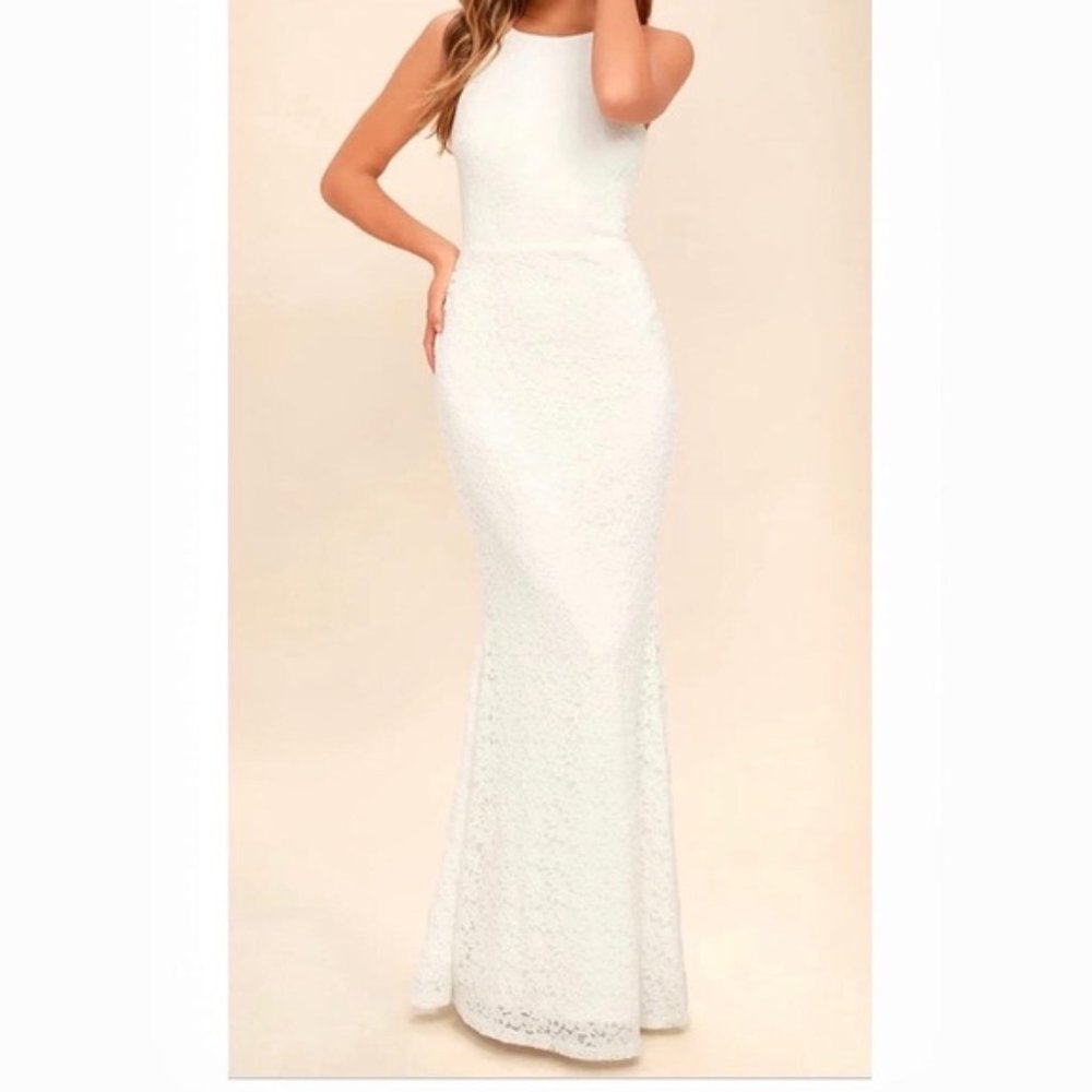 NWT Lulu’s White/Ivory Ephemeral Allure Lace Dress